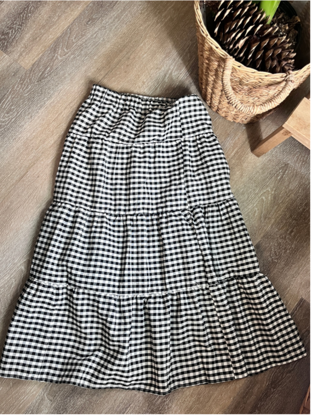 Women's MAKEMECHIC Black and White Gingham Midi Skirt M